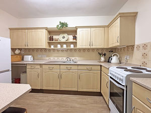 Photo 6- click for photo gallery